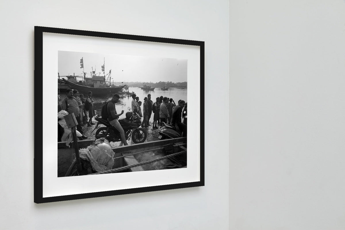Channel Crossing Line, Mumbai, India, 2017