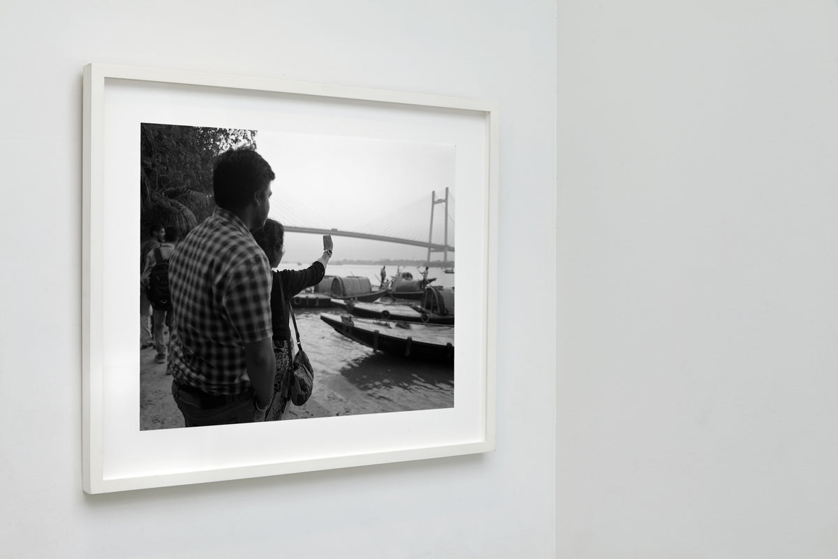 Sunset Selfie, Kolkata, India, 2017, a framed black and white fine art print by Eric Pickersgill